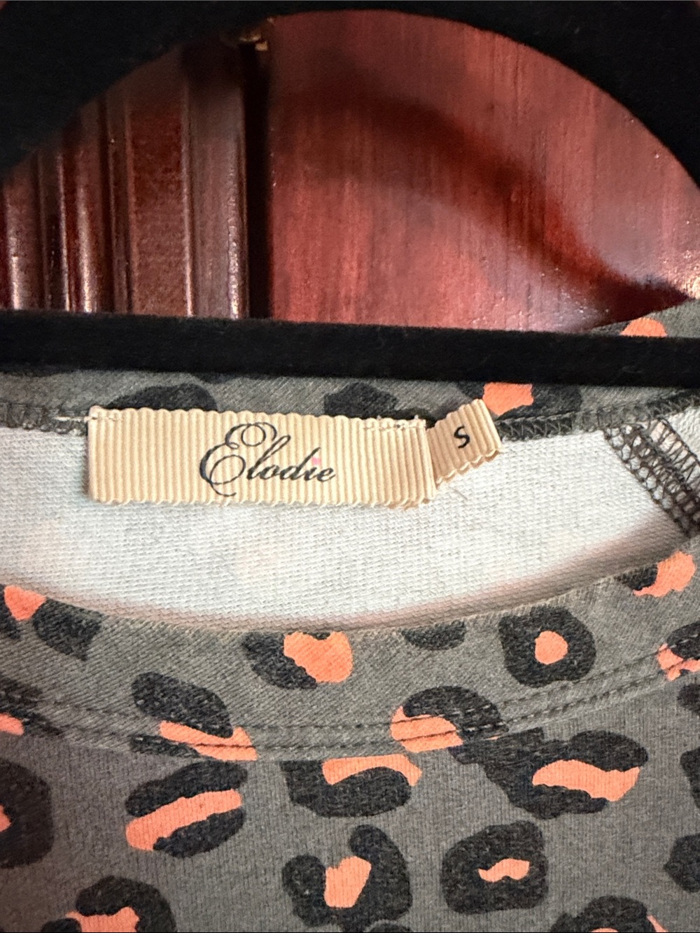 Elodie Gray Crewneck Sweatshirt with Pink Leopard Print - Picture 2 of 2